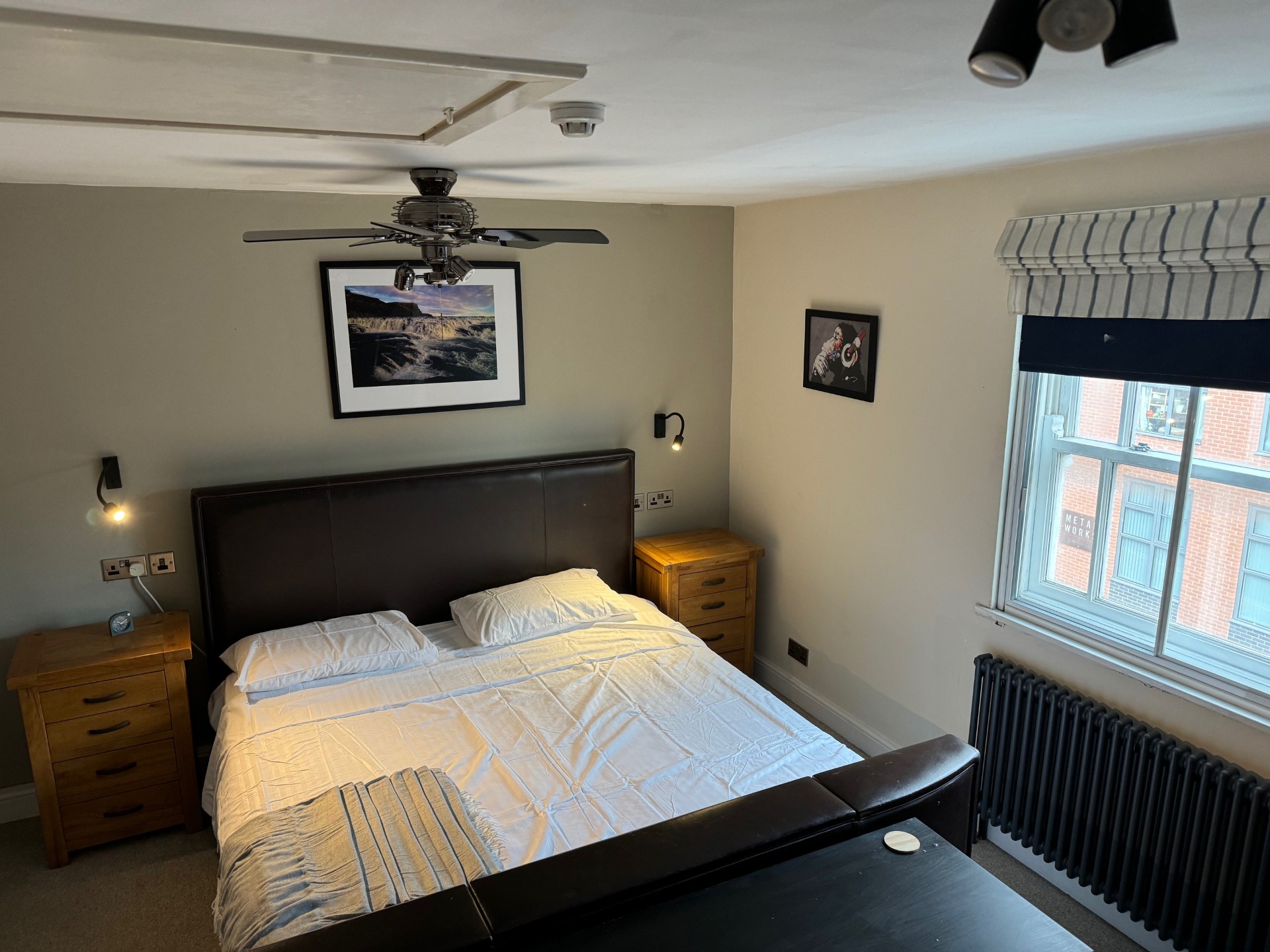 4 Bedroom Luxury JQ home with outdoor space